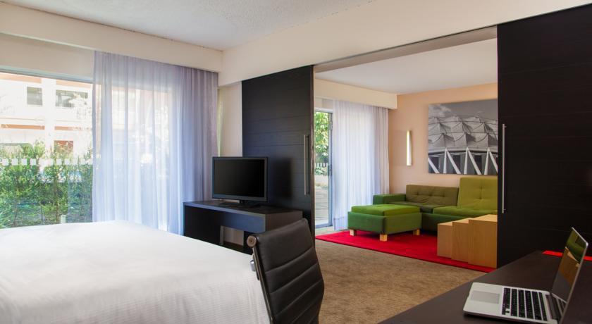 FIESTA INN AEROPUERTO HOTEL — фото 2