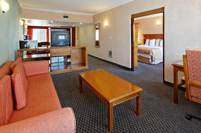 GRAN HOTEL PLAZA IMPERIAL — фото 3