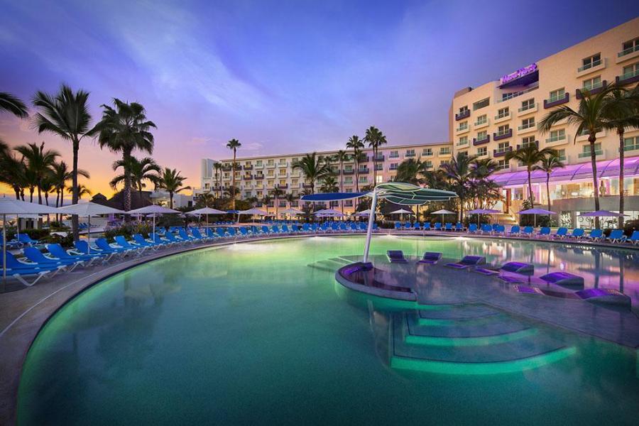 HARD ROCK VALLARTA