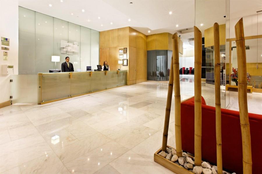 HOLIDAY INN EXPRESS HOTEL & SUITES AT THE WTC — фото 4