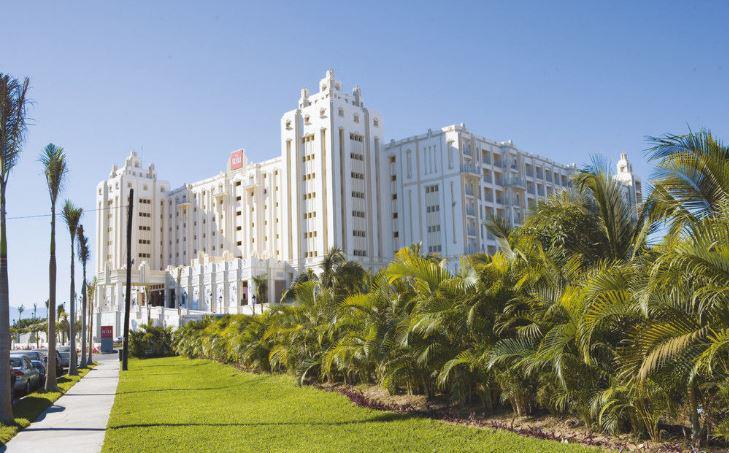 RIU VALLARTA
