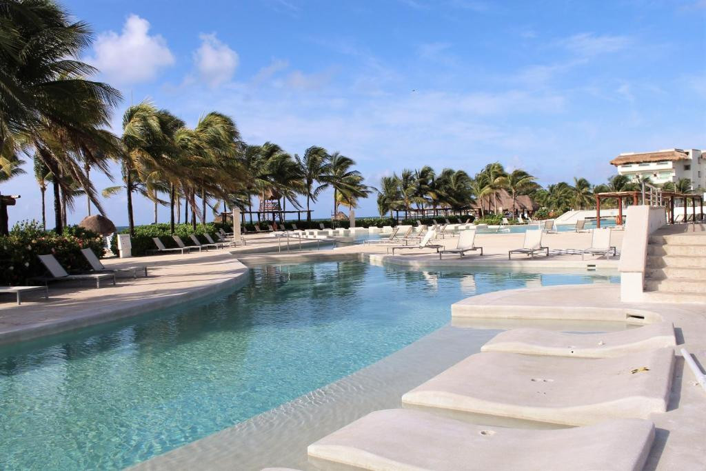 BLUEBAY GRAND ESMERALDA — фото 13