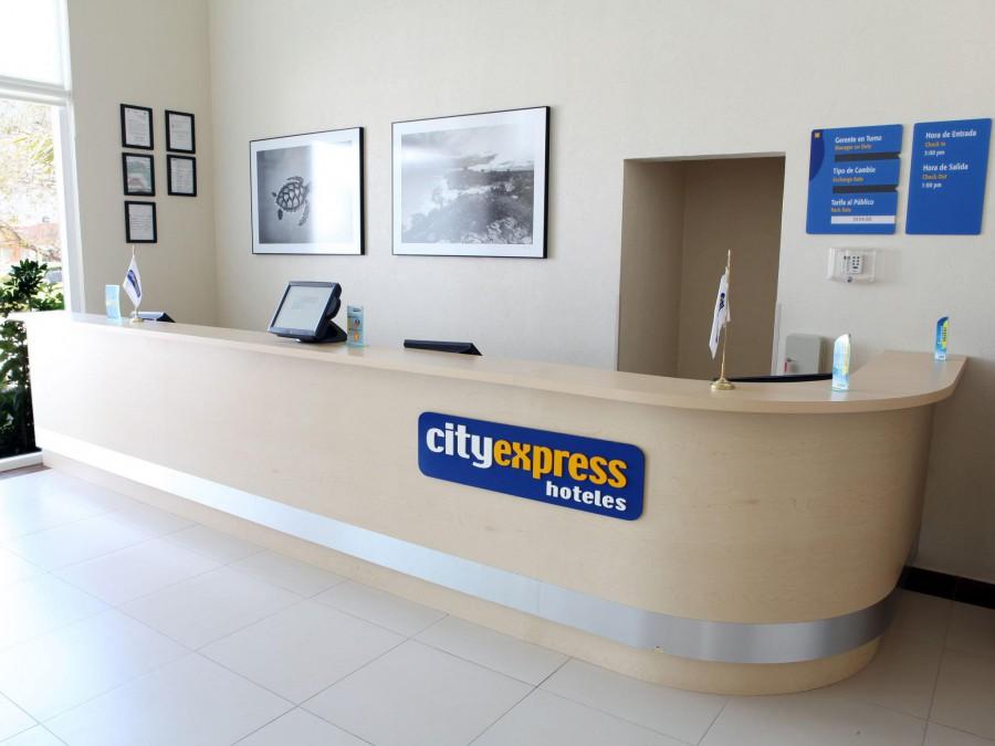 CITY EXPRESS PLAYA DEL CARMEN