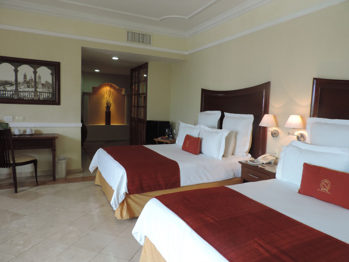 HACIENDA REAL DEL CARIBE HOTEL