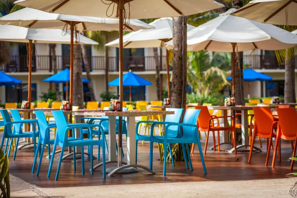 THE REEF COCO BEACH — фото 12