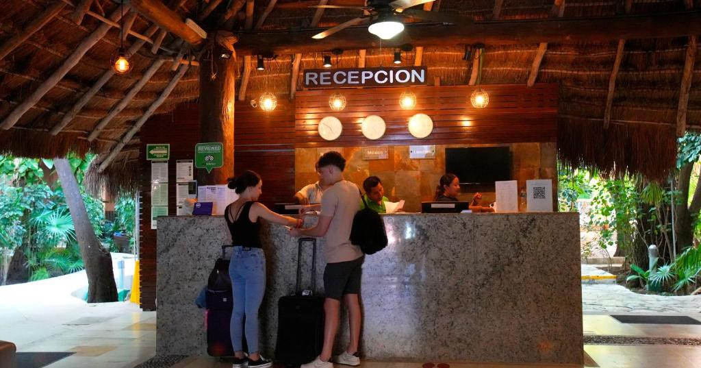 TUKAN HOTEL AND BEACH CLUB — фото 8