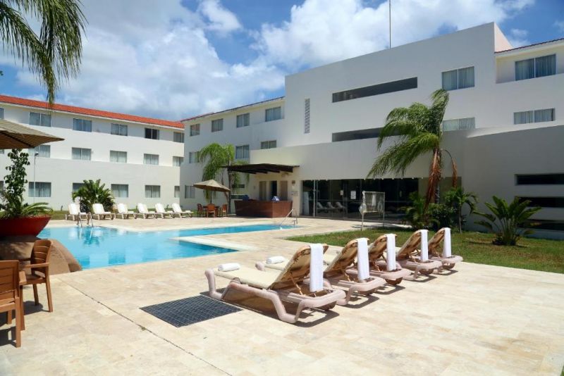 WYNDHAM GARDEN PLAYA DEL CARMEN