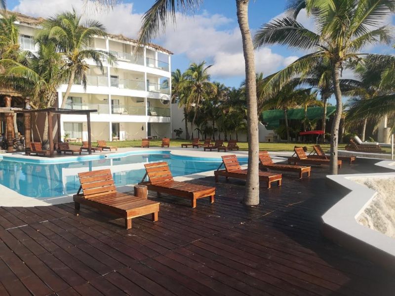 CASA DEL PUERTO BY MIJ BEACHFRONT HOTEL