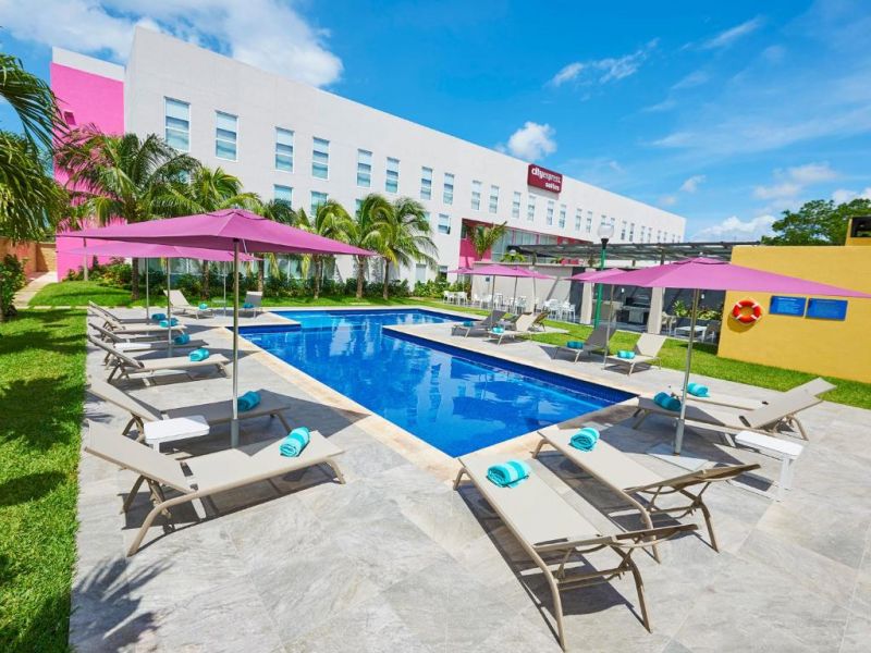 CITY SUITES PLAYA DEL CARMEN