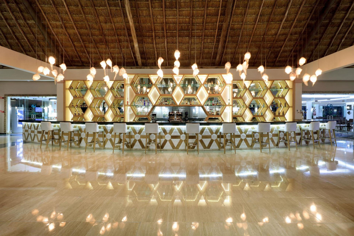 GRAND PALLADIUM WHITE SAND RESORT & SPA — фото 6