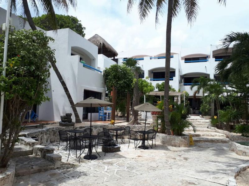 HOTEL PELICANO INN