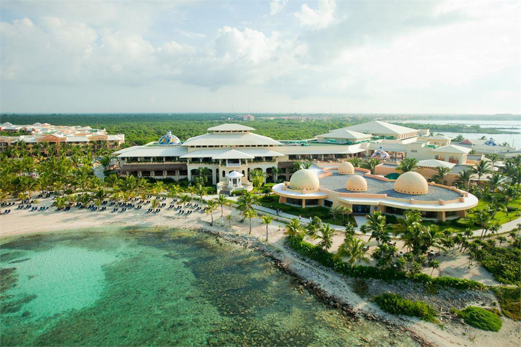 PREMIUM LEVEL AT BARCELO MAYA PALACE — фото 6