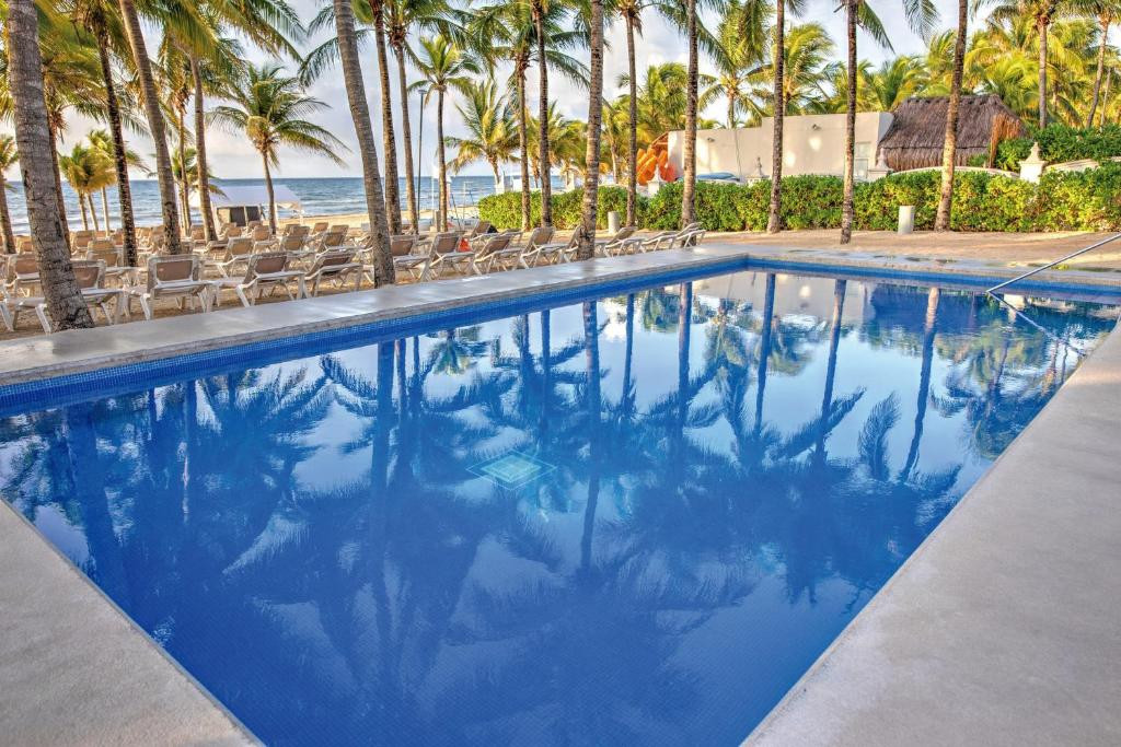 RIU LUPITA