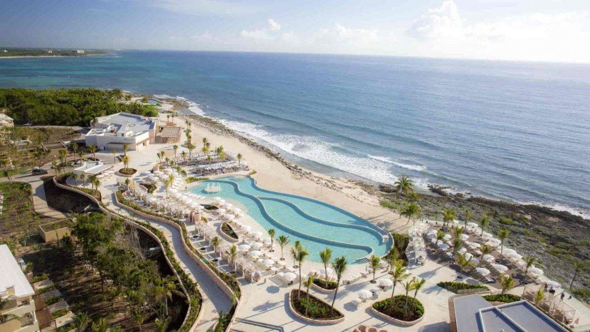 THE ROYAL SUITES YUCATAN BY PALLADIUM
