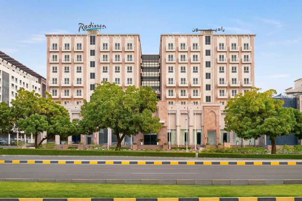 RADISSON HOTEL MUSCAT PANORAMA (EX. LEVATIO)