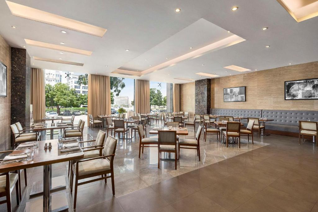 RADISSON HOTEL MUSCAT PANORAMA (EX. LEVATIO) — фото 14