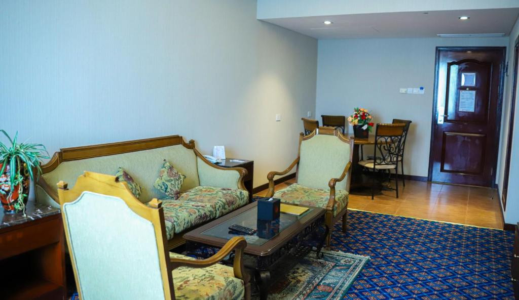 RAMEE GUESTLINE HOTEL QURUM — фото 8