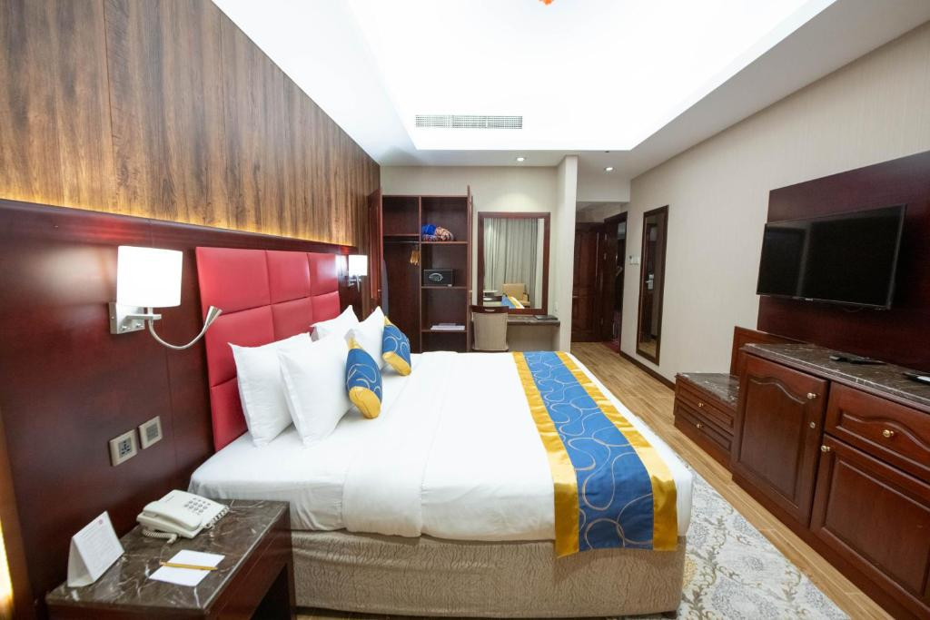 RAMEE GUESTLINE HOTEL QURUM — фото 12