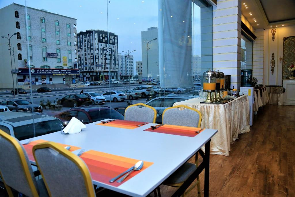 AL DYAFA HOTEL SUITES — фото 10