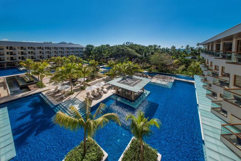 HENANN RESORT ALONA BEACH