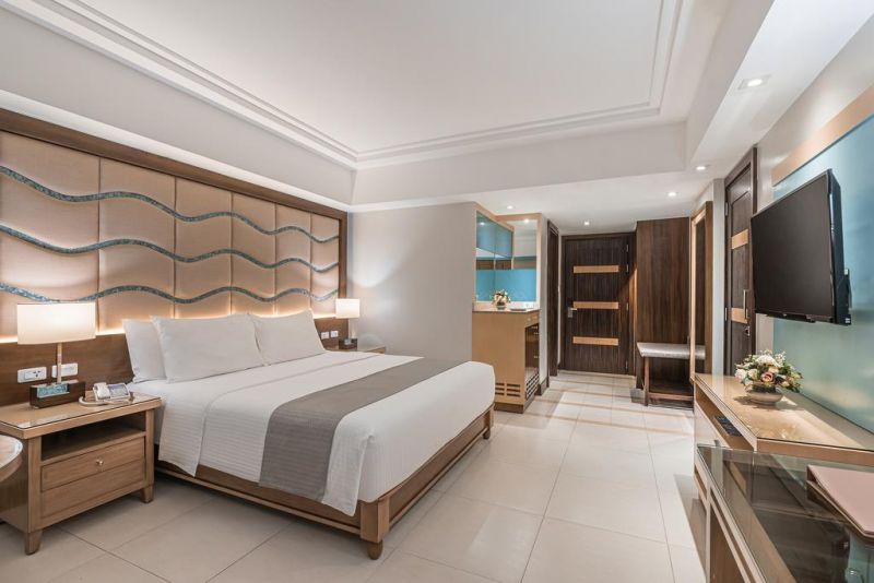 HENANN RESORT ALONA BEACH — фото 10