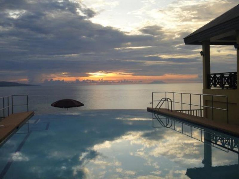 LA VERANDA BEACH RESORT & RESTAURANT