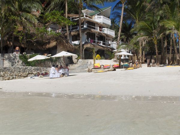 ARTISTA BEACH VILLAS — фото 9