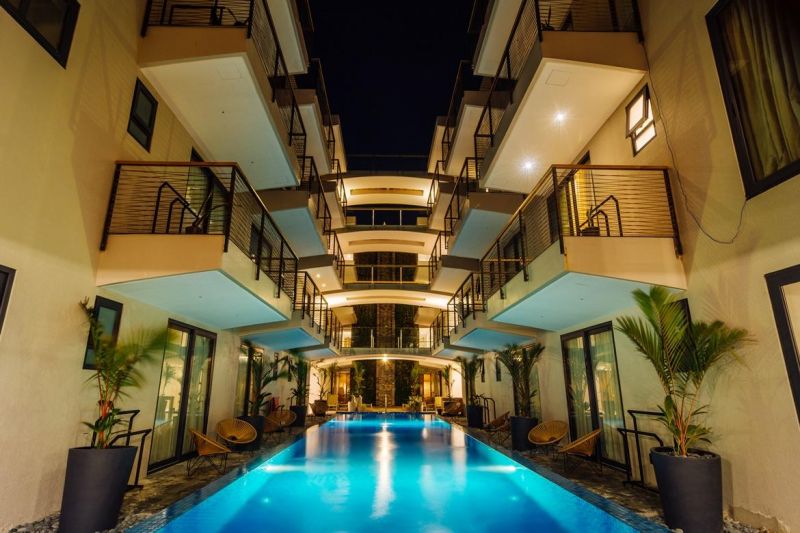 BANANA BAY BORACAY