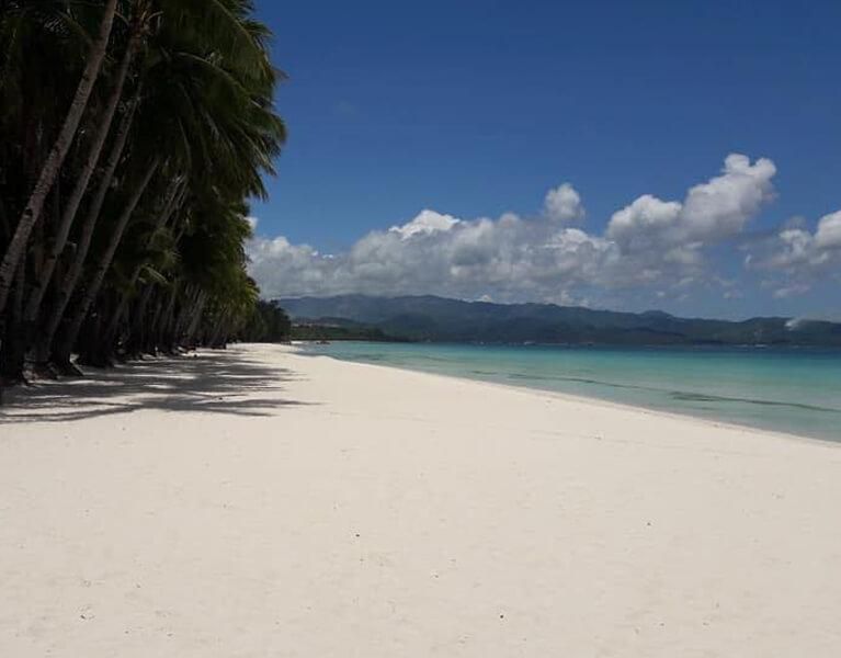 BANANA BAY BORACAY — фото 13
