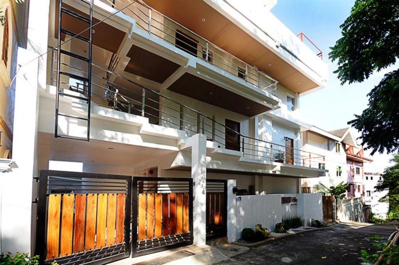 BLUEWAVES WESTCLIFF VILLA
