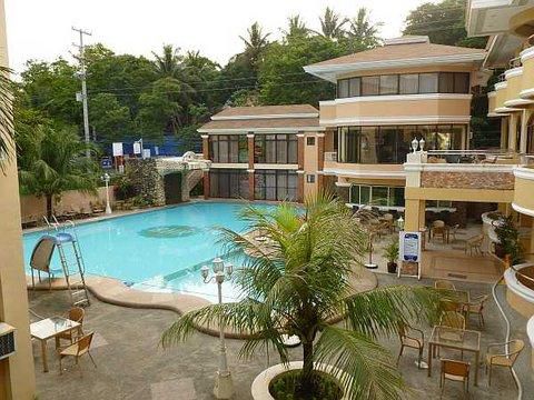 BORACAY HOLIDAY RESORT