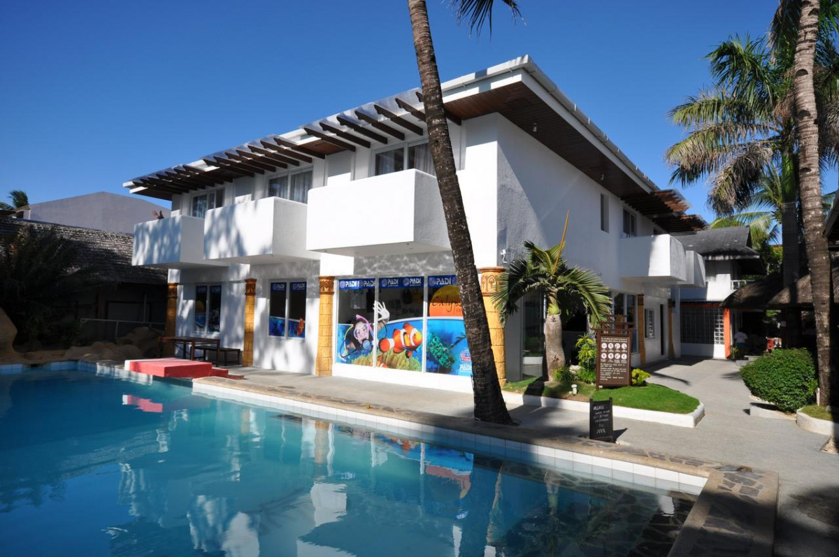 CALYPSO BEACH AND DIVE RESORT