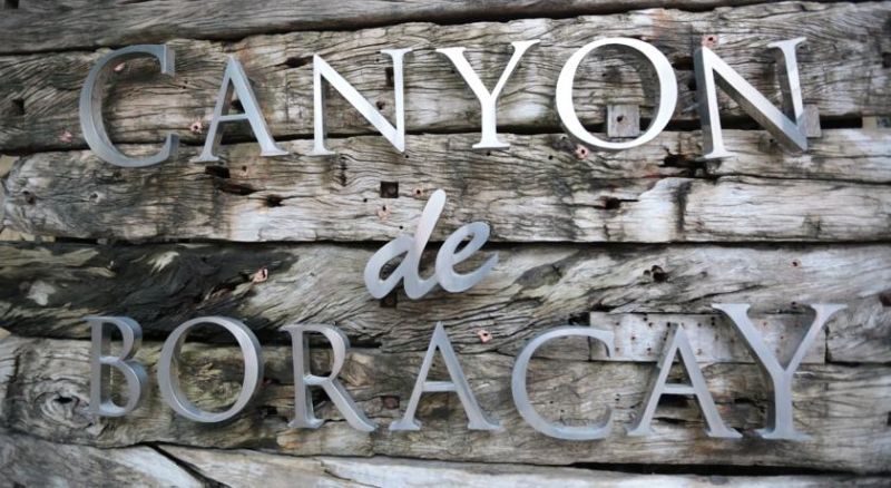 CANYON DE BORACAY