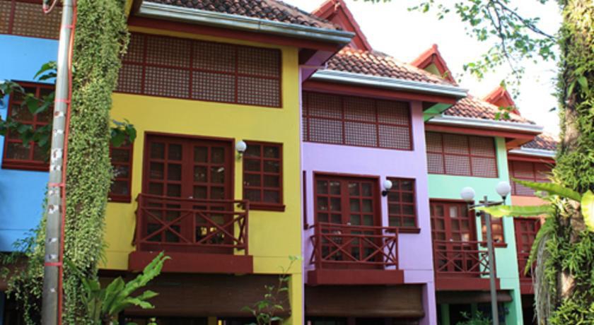 CLUB TEN BEACH RESORT