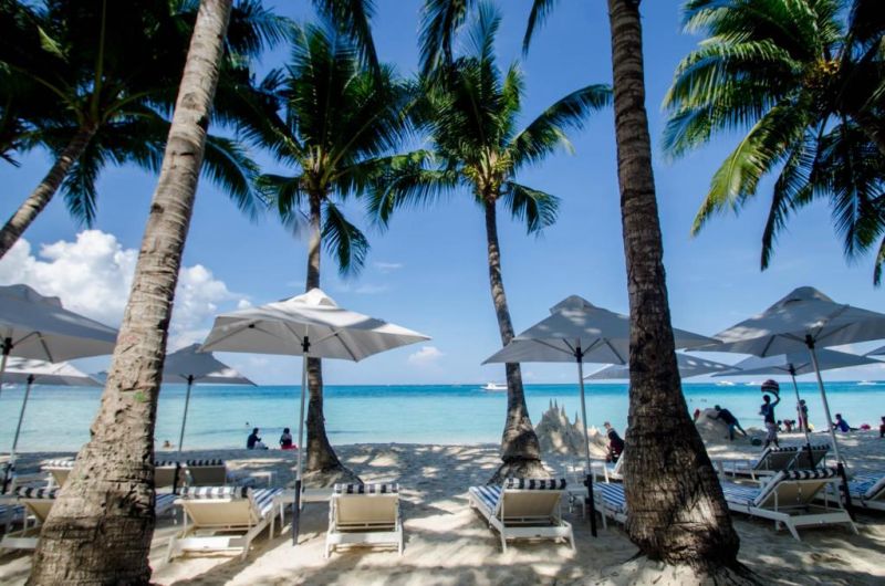 COAST BORACAY ISLAND
