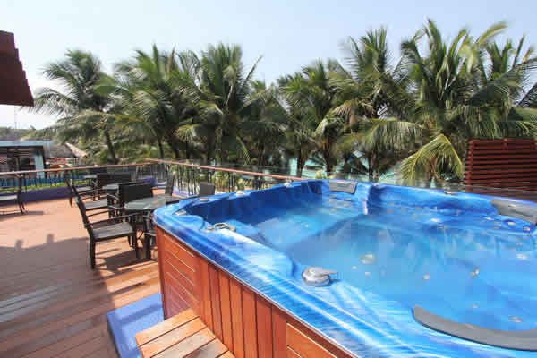 CROWN REGENCY BEACH RESORT — фото 9