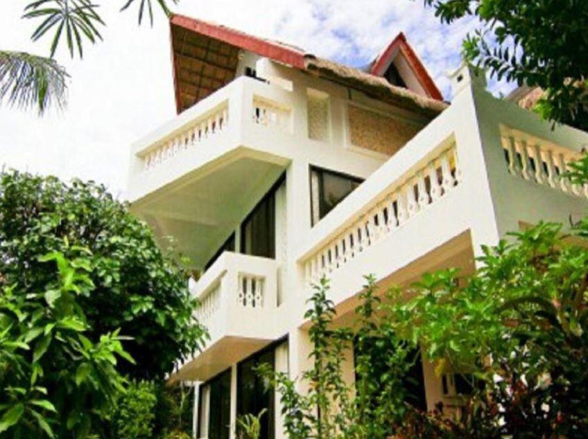 GRAND VILLA ESPADA