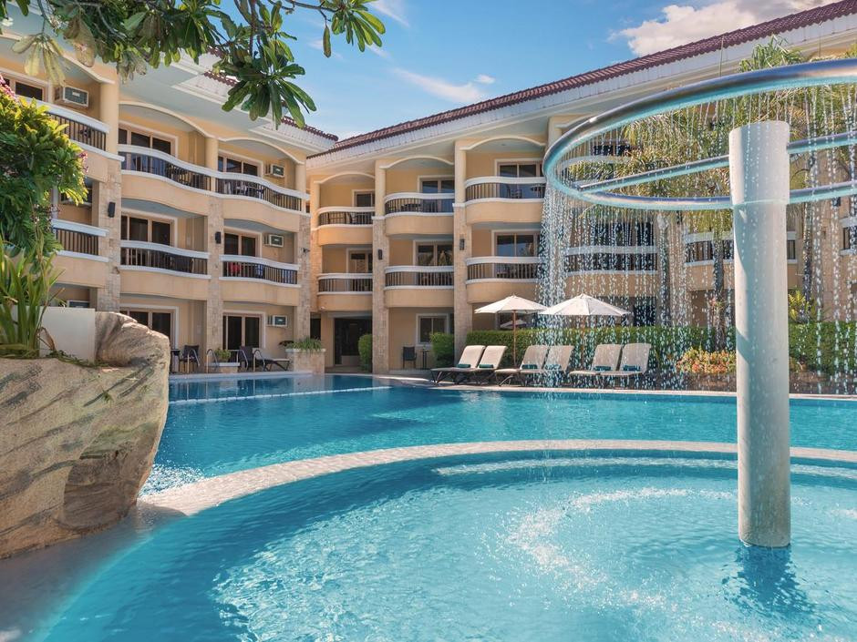 HENANN REGENCY RESORT & SPA