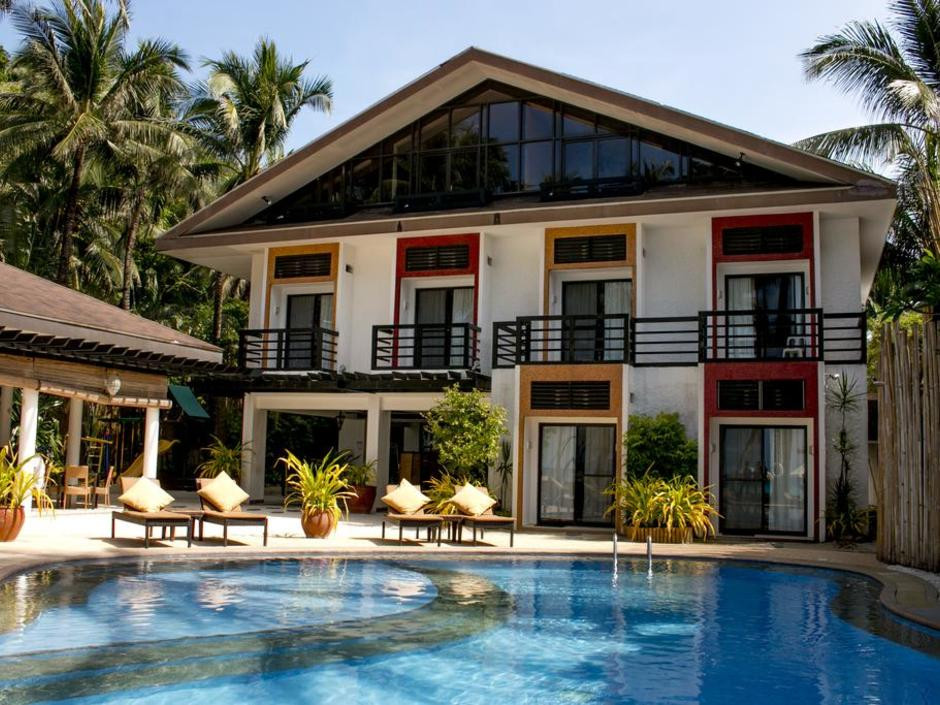 MICROTEL INN & SUITES
