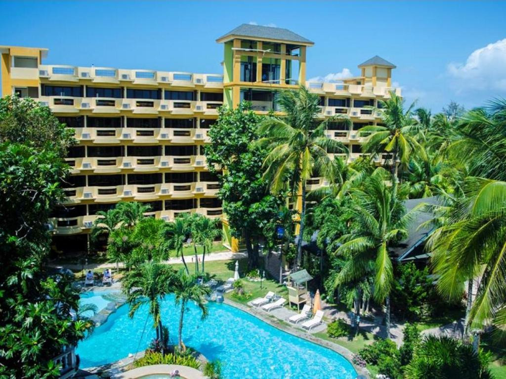 PARADISE GARDEN HOTEL & CONVENTION CENTER