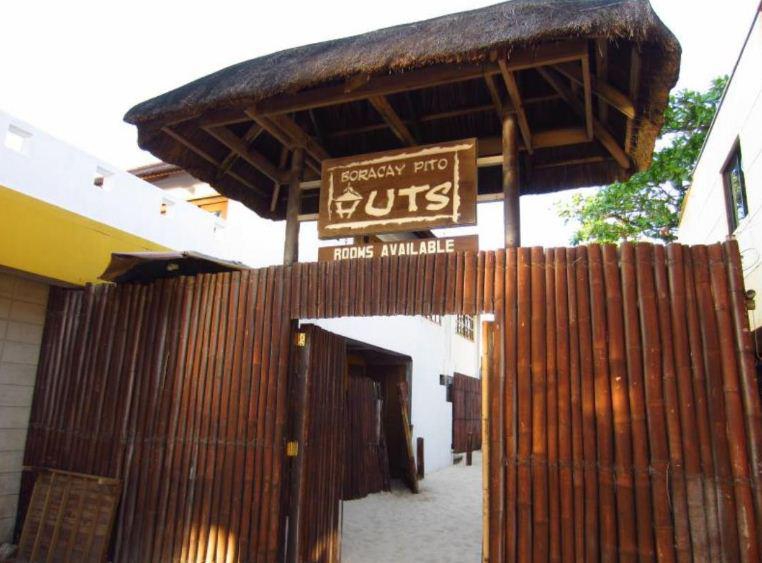 PITO HUTS — фото 2