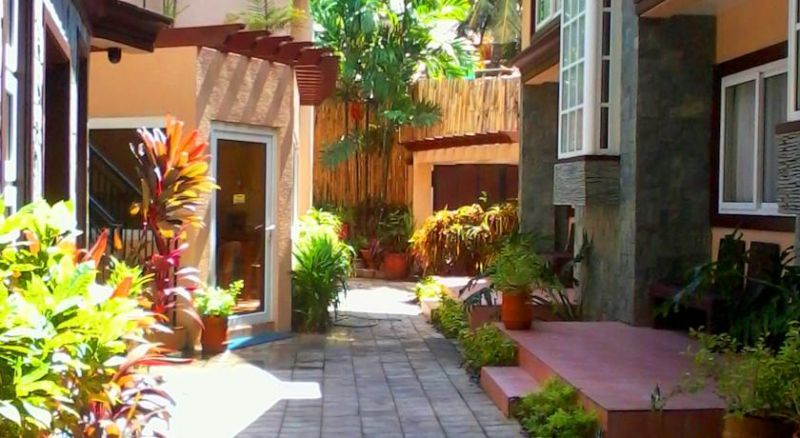 SHERIDAN VILLAS