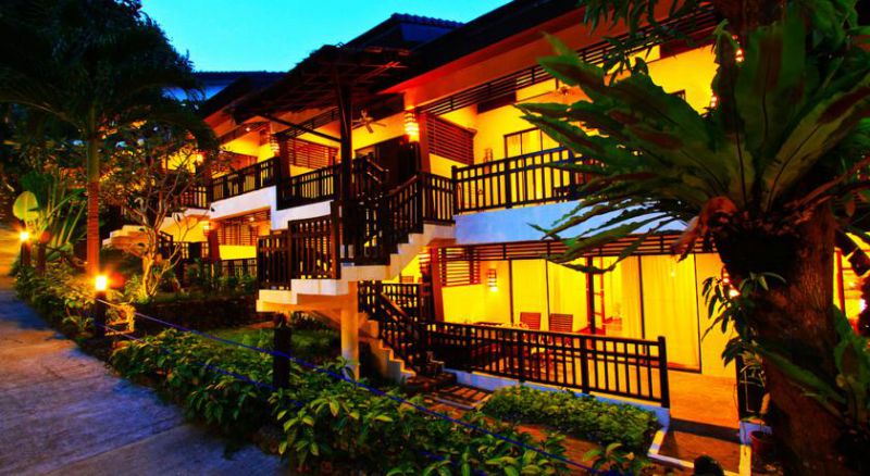 THE STRAND BORACAY