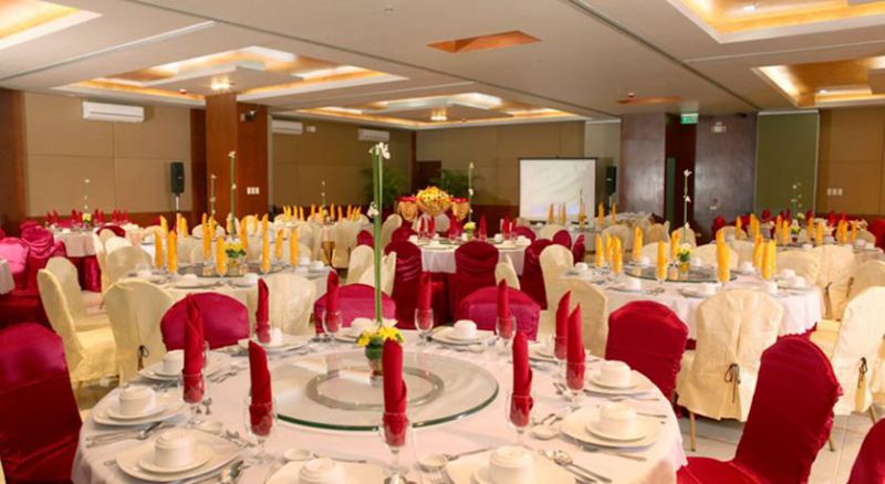 ALLURE HOTEL & SUITES — фото 14