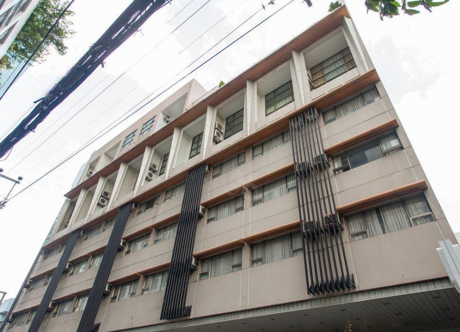 DIAMOND SUITES & RESIDENCES