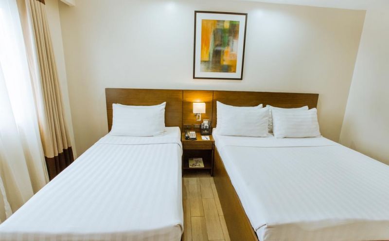 GOLDEN PRINCE HOTEL & SUITES — фото 5
