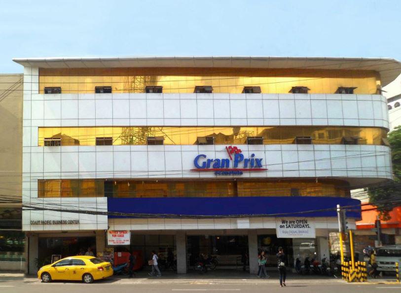 GRAN PRIX HOTEL & SUITES