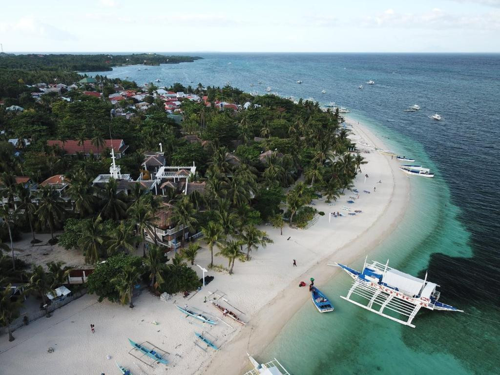 MALAPASCUA EXOTIC ISLAND DIVE & BEACH RESORT — фото 11