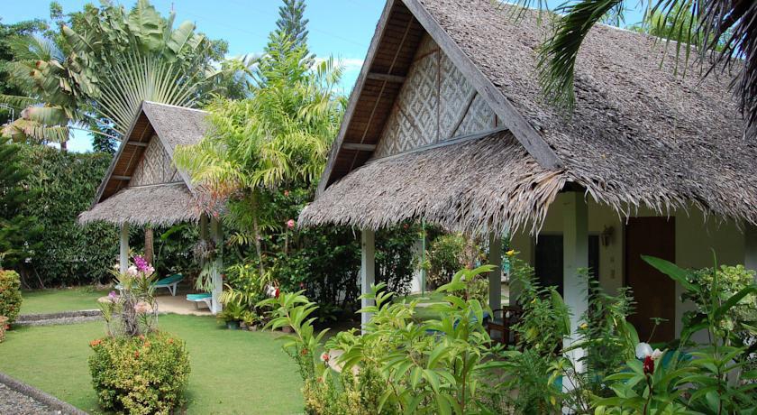 MARCOSAS COTTAGES RESORT