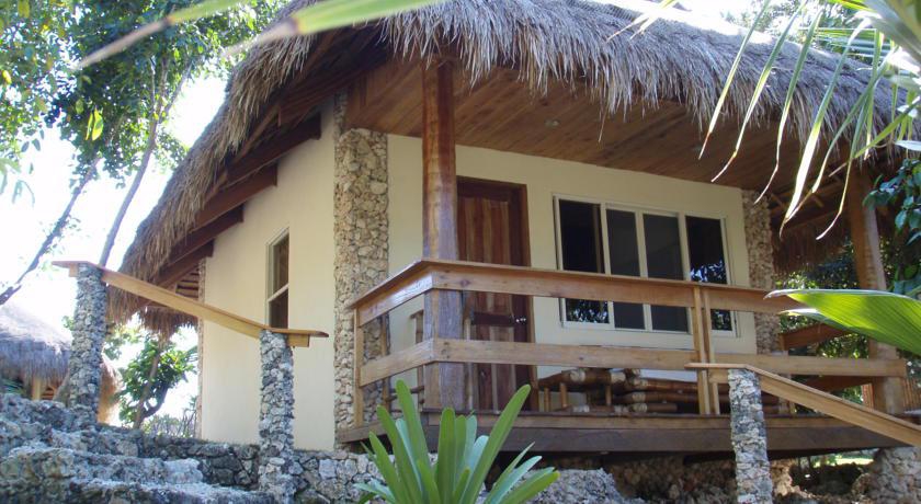 TEPANEE BEACH RESORT